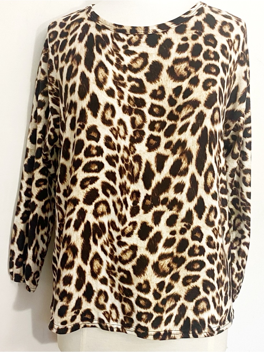 Olivia Rae Leopard Print Long Sleeve Knit Top - Brown & Black M